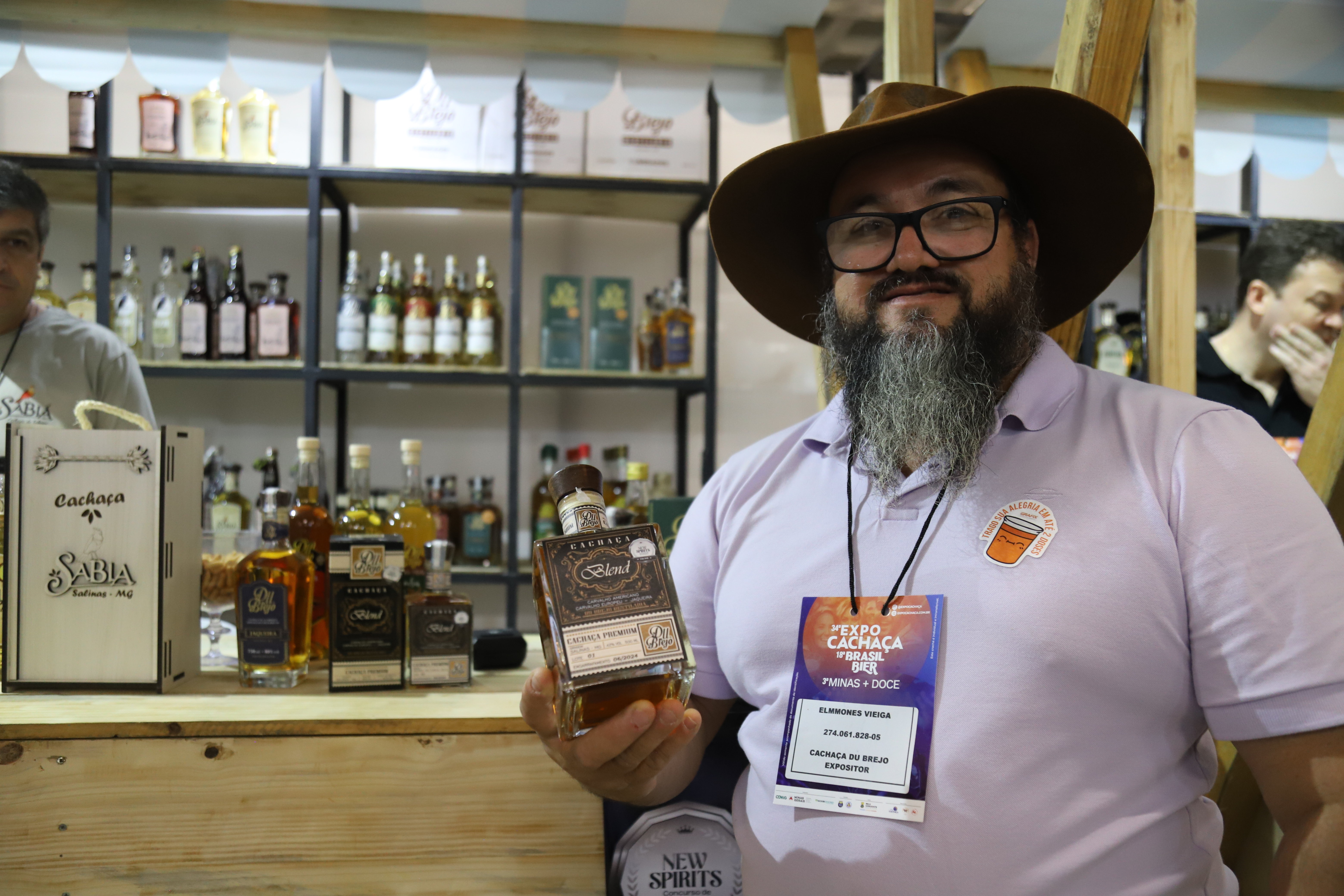 Estado seleciona pequenos empreendedores para participação gratuita na 35ª Expocachaça em Belo Horizonte