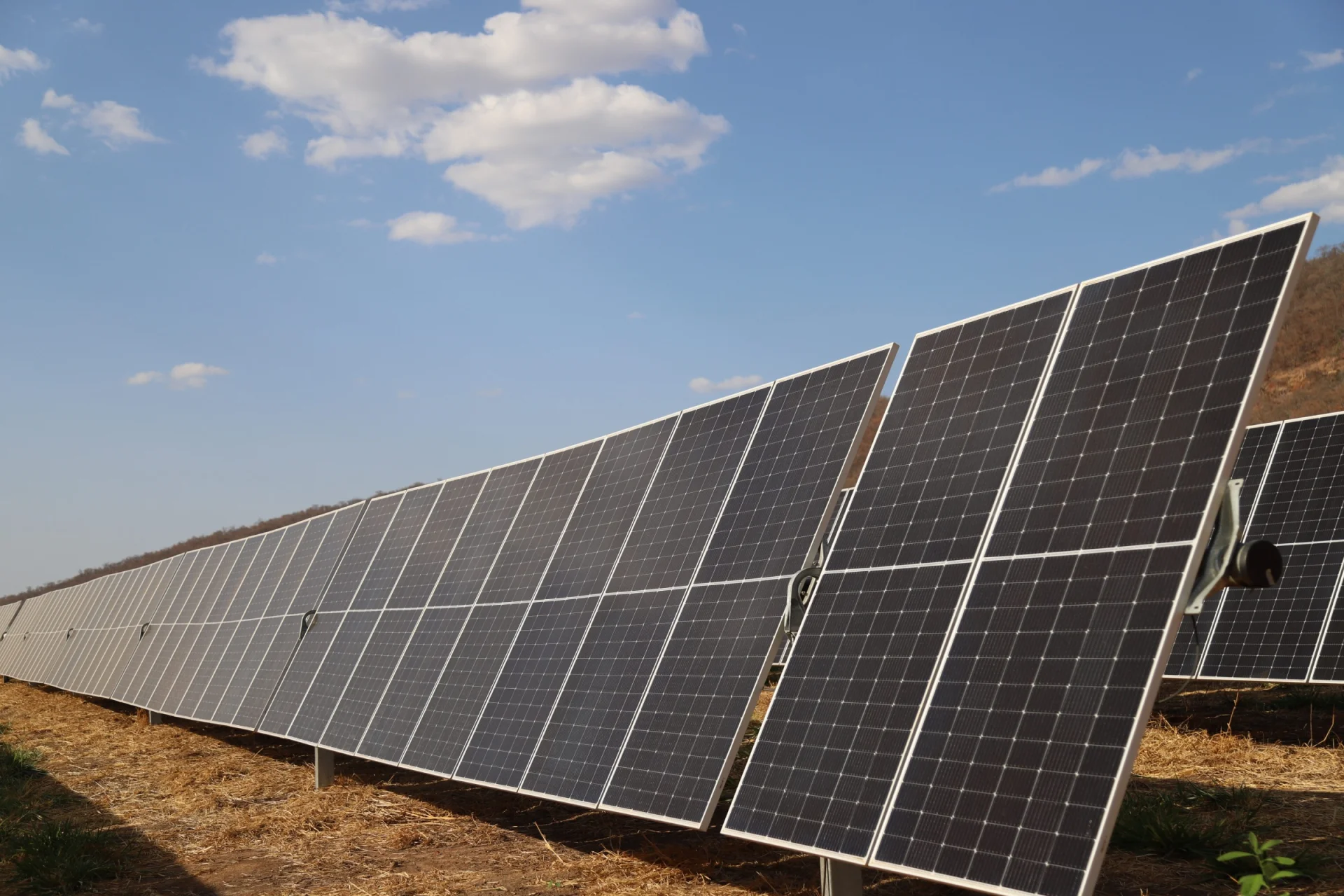 Minas Gerais atinge 15 GW na geração de energia solar